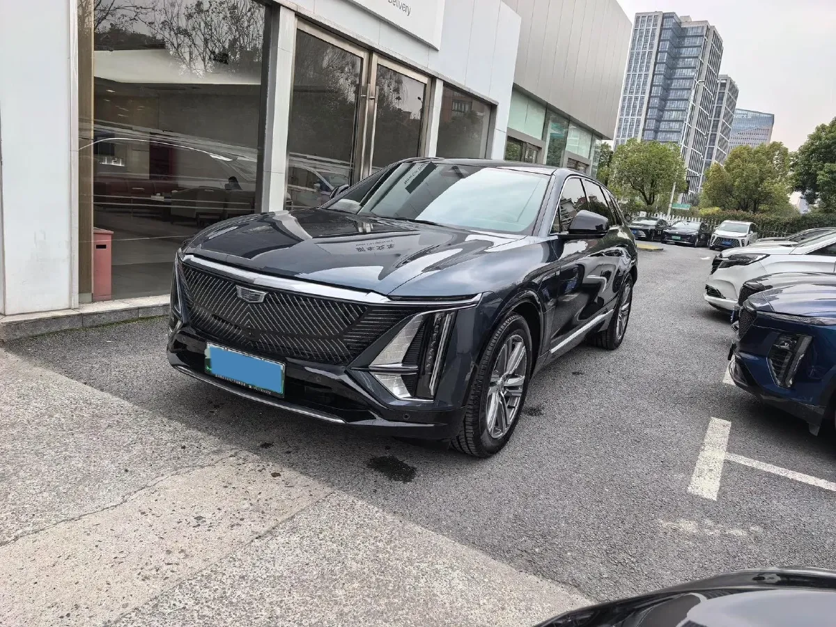 2024 Cadillac IQ Lyriq BEV 68.4KWH,autocango,china used car exporter,china ev exporter,chinese used car exporter,chinese used ev exporter