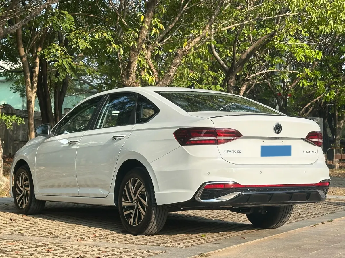 2024 Volkswagen Lavida 1.5T 160HP L4 7DCT,autocango,china used car exporter,china ev exporter,chinese used car exporter,chinese used ev exporter