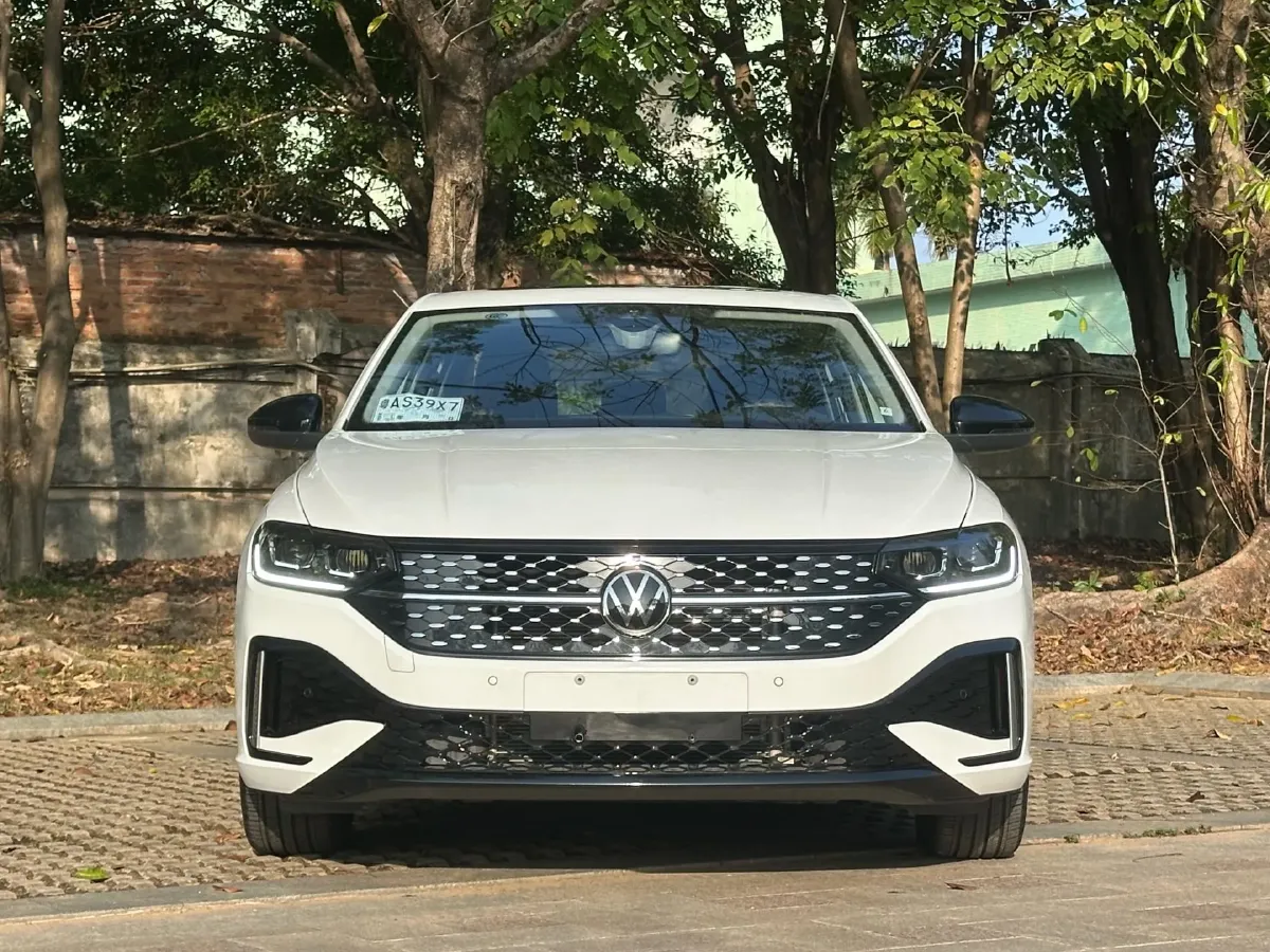 2024 Volkswagen Lavida 1.5T 160HP L4 7DCT,autocango,china used car exporter,china ev exporter,chinese used car exporter,chinese used ev exporter