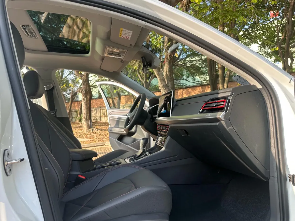 2024 Volkswagen Lavida 1.5T 160HP L4 7DCT,autocango,china used car exporter,china ev exporter,chinese used car exporter,chinese used ev exporter