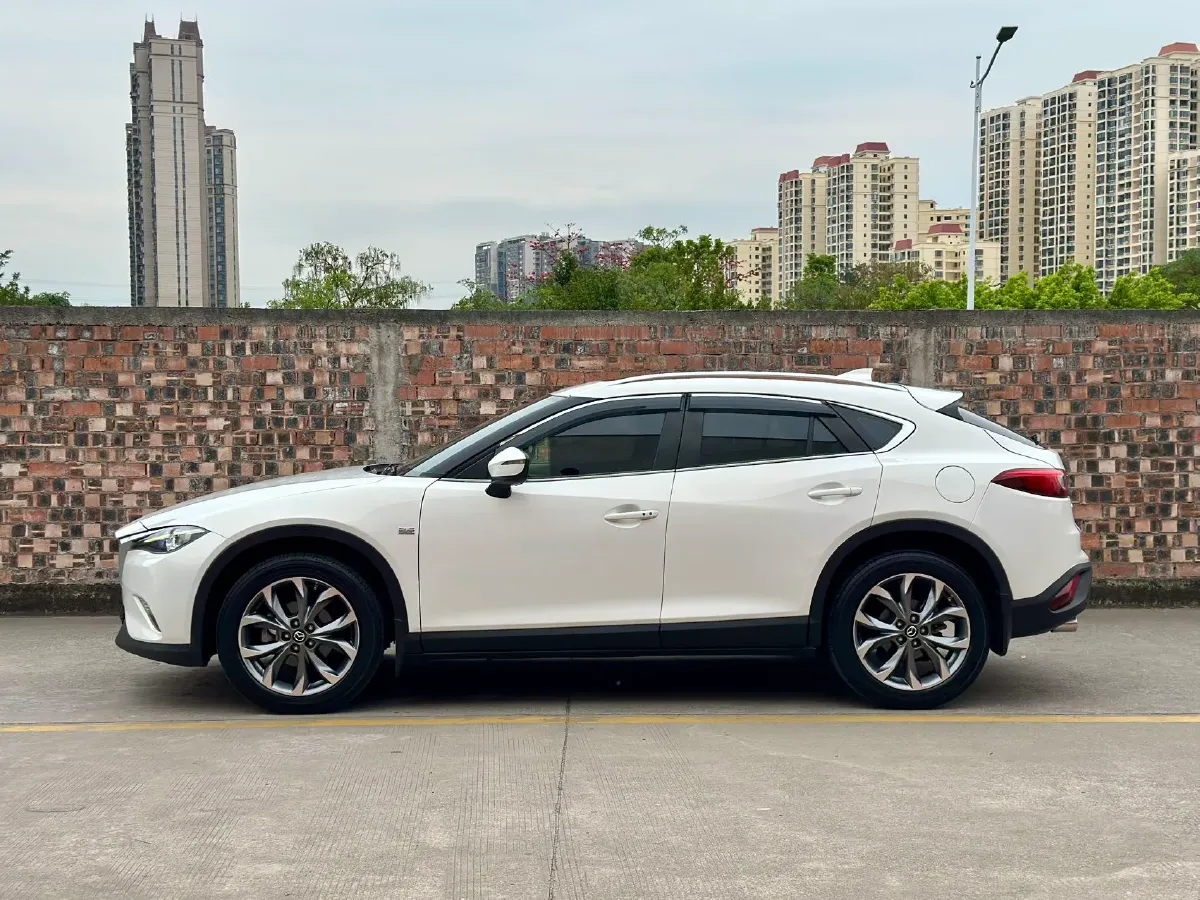 2018 Mazda CX-4 2.5L 192HP L4 6AT,autocango,china used car exporter,china ev exporter,chinese used car exporter,chinese used ev exporter