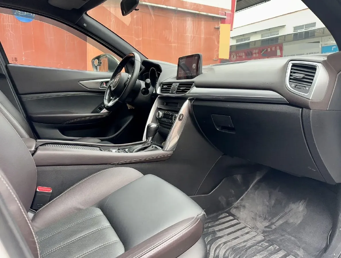 2018 Mazda CX-4 2.5L 192HP L4 6AT,autocango,china used car exporter,china ev exporter,chinese used car exporter,chinese used ev exporter