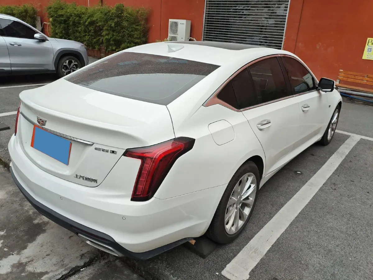 2022 Cadillac CT5 2.0T 237HP L4 10AT,autocango,china used car exporter,china ev exporter,chinese used car exporter,chinese used ev exporter
