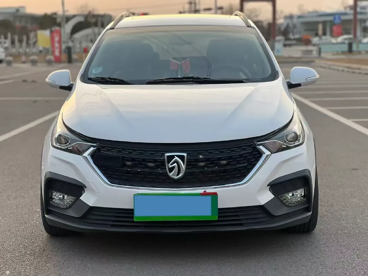2018 BaoJun 360 1.5L 112HP L4 6MT,autocango,china used car exporter,china ev exporter,chinese used car exporter,chinese used ev exporter