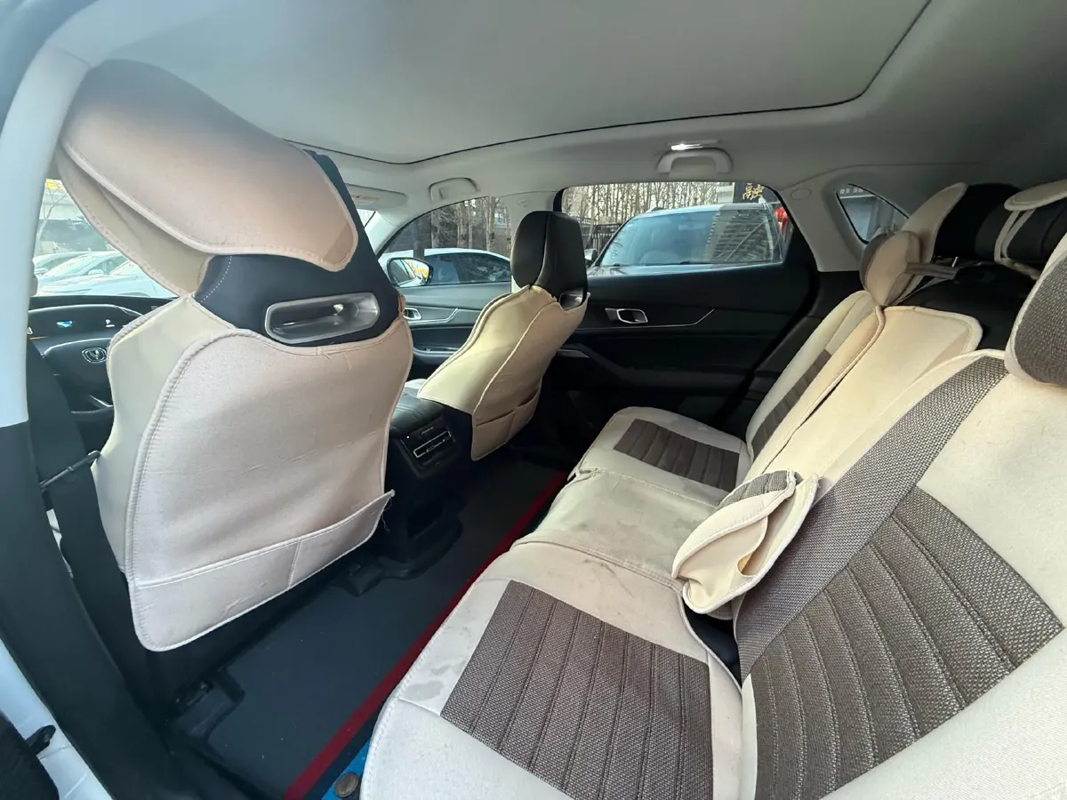 2021 ChangAn UNI-K 2.0T 233HP L4 8AT,autocango,china used car exporter,china ev exporter,chinese used car exporter,chinese used ev exporter