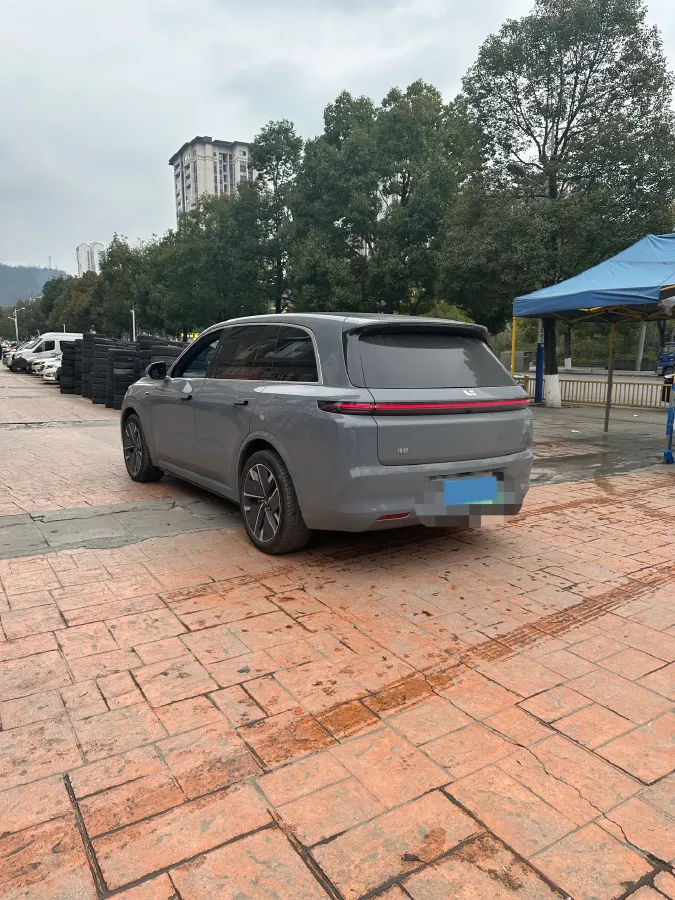 2025 Li L8 Range Extended 154HP REEV,autocango,china used car exporter,china ev exporter,chinese used car exporter,chinese used ev exporter