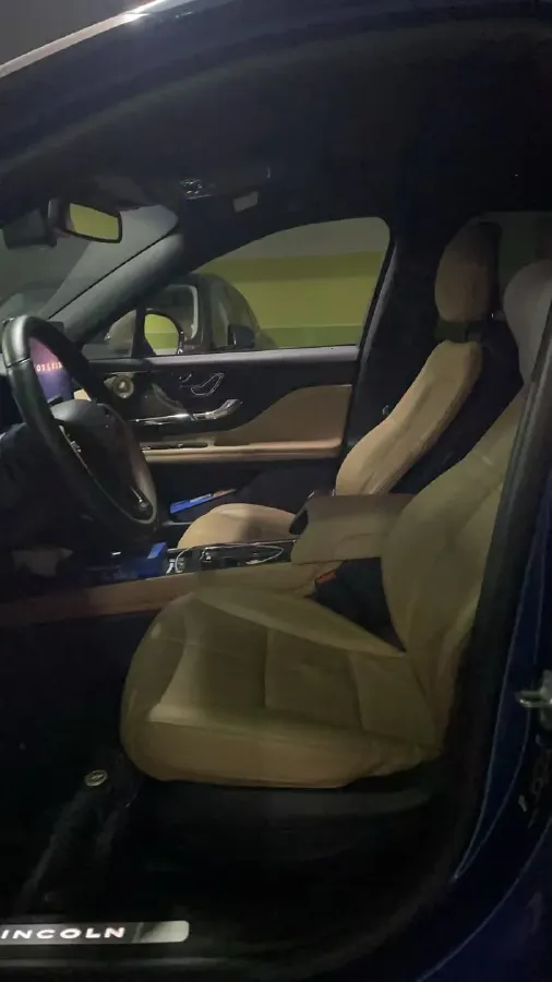 2021 Lincoln Corsair 2.0T 245HP L4 8AT,autocango,china used car exporter,china ev exporter,chinese used car exporter,chinese used ev exporter