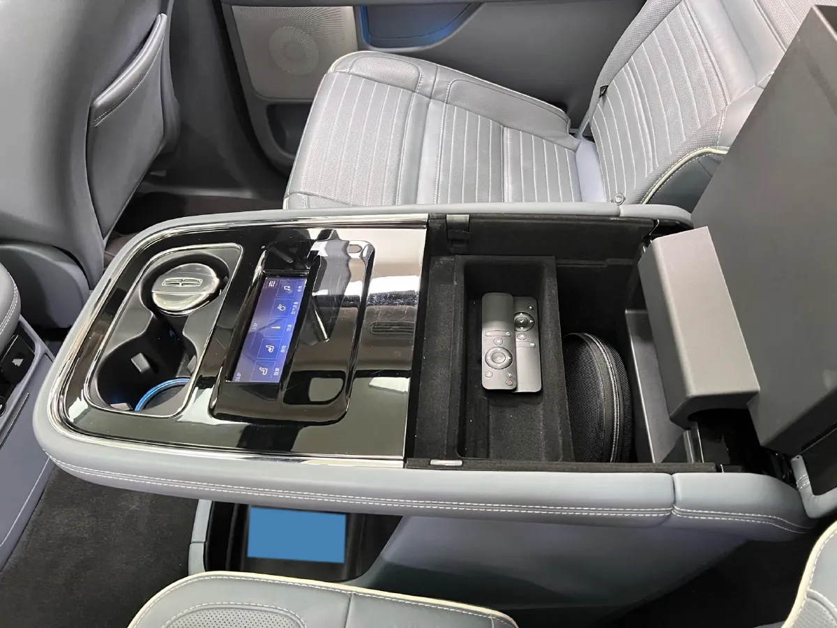 2022 Lincoln Navigator 3.5T 415HP V6 10AT,autocango,china used car exporter,china ev exporter,chinese used car exporter,chinese used ev exporter