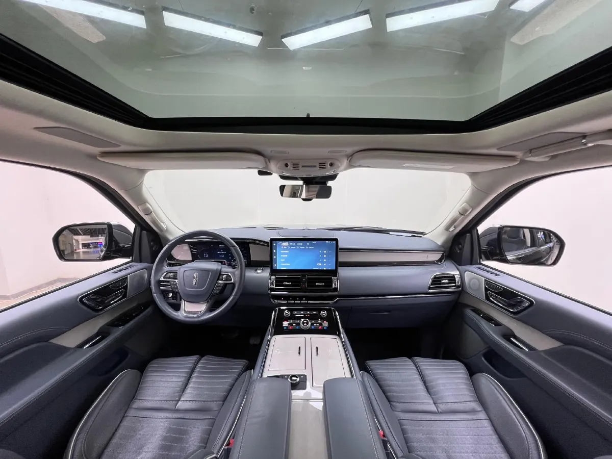 2022 Lincoln Navigator 3.5T 415HP V6 10AT,autocango,china used car exporter,china ev exporter,chinese used car exporter,chinese used ev exporter