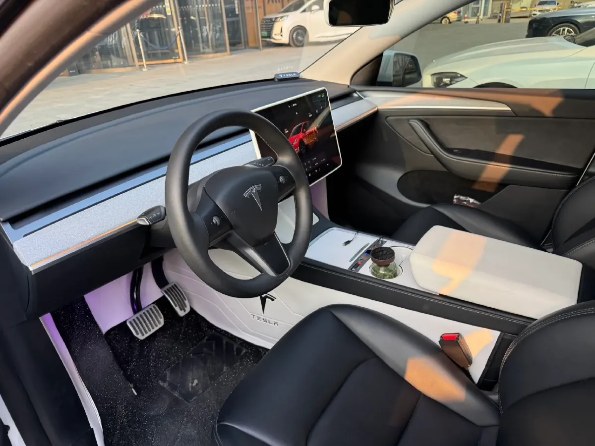 2022 Tesla Model Y BEV 60KWH,autocango,china used car exporter,china ev exporter,chinese used car exporter,chinese used ev exporter