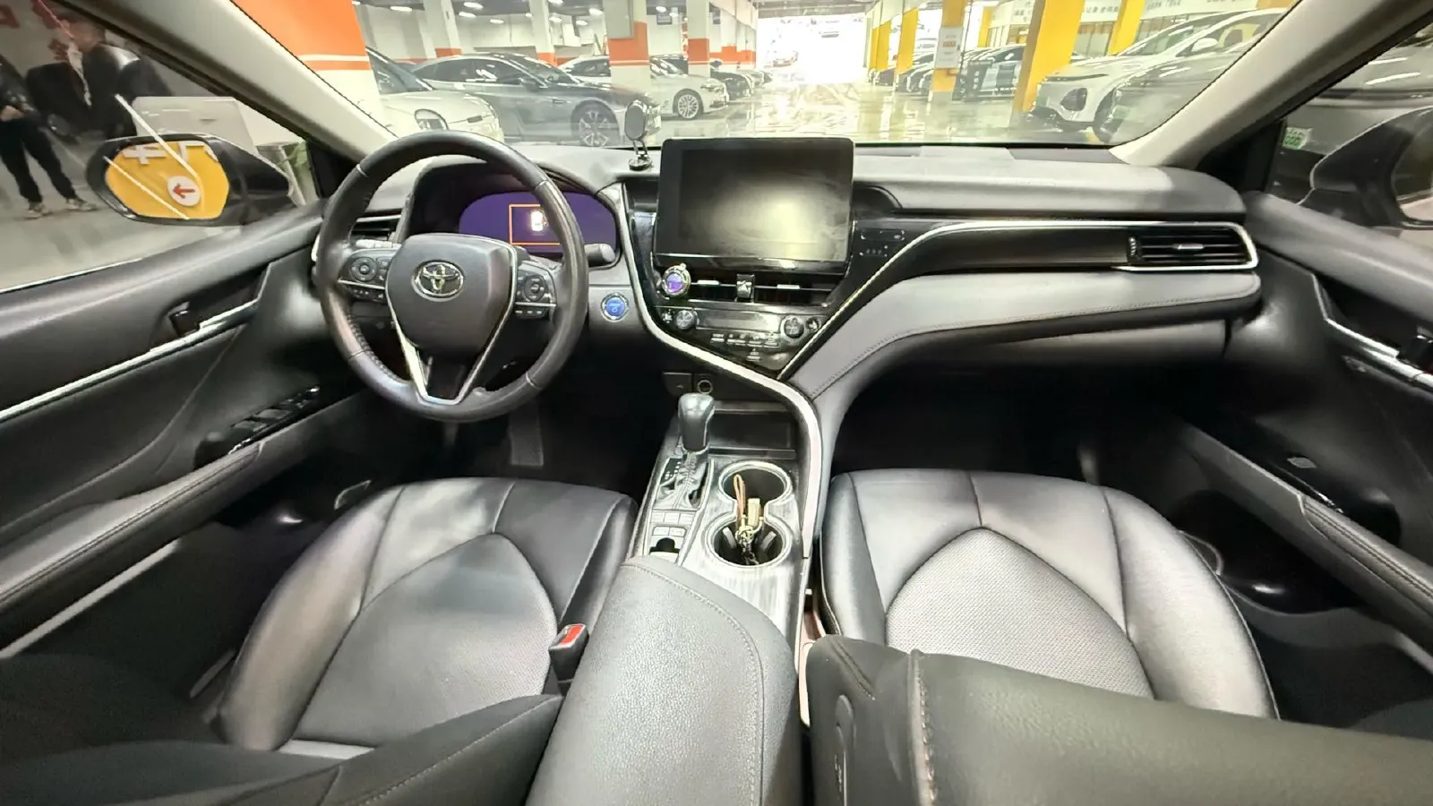 2023 Toyota Camry 2.5L 178HP L4 E-CVT Hybrid,autocango,china used car exporter,china ev exporter,chinese used car exporter,chinese used ev exporter