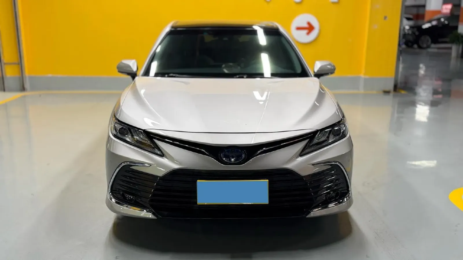 2023 Toyota Camry 2.5L 178HP L4 E-CVT Hybrid,autocango,china used car exporter,china ev exporter,chinese used car exporter,chinese used ev exporter