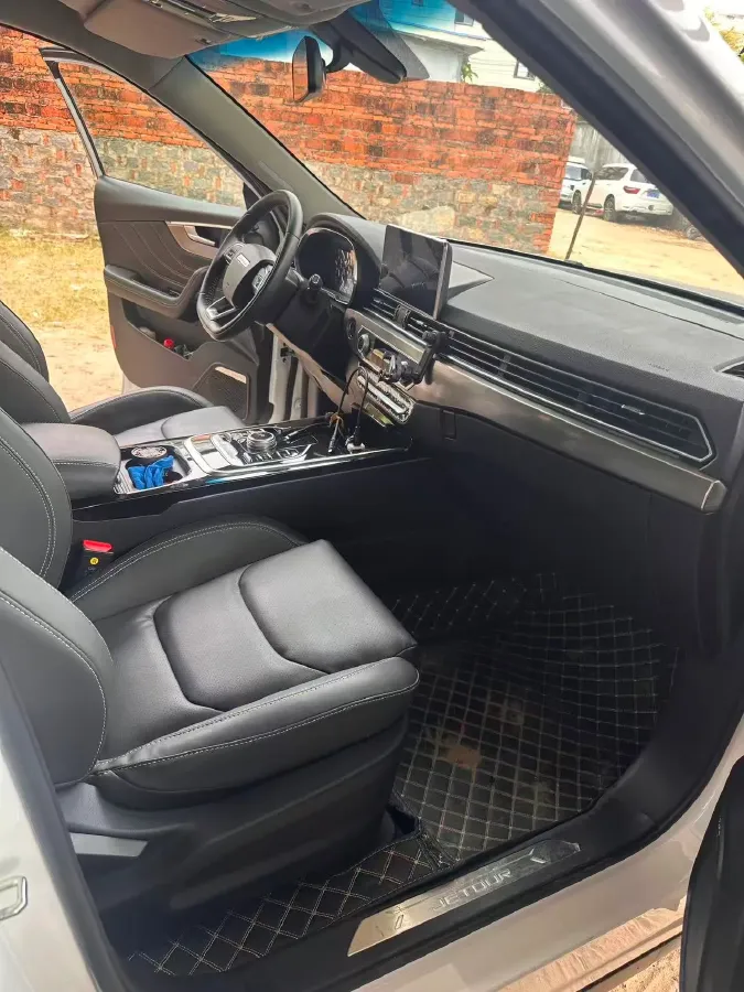 2021 Jetour X70S 1.6T 197HP L4 7DCT,autocango,china used car exporter,china ev exporter,chinese used car exporter,chinese used ev exporter