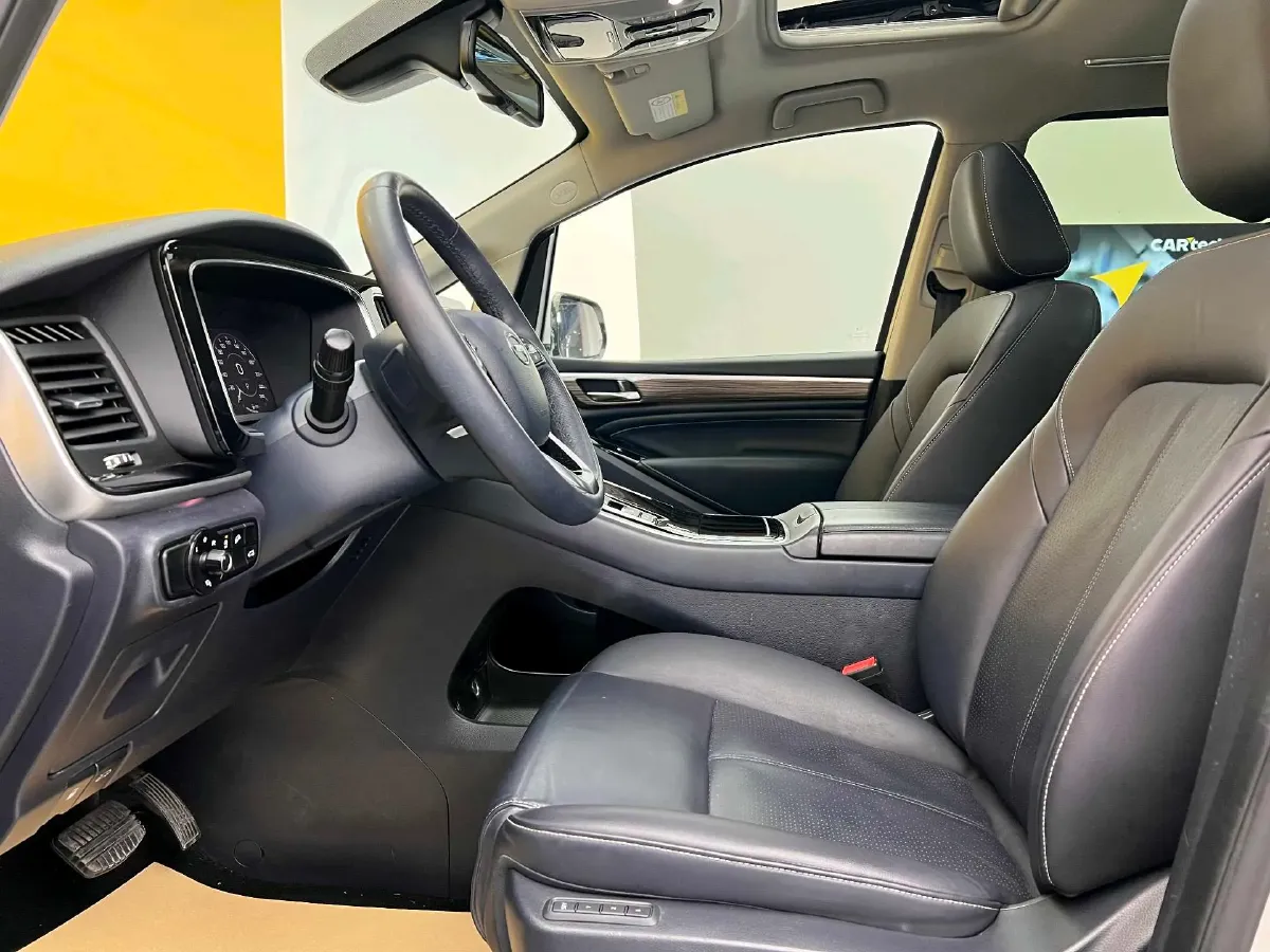 2021 GAC Trumpchi M8 2.0T 252HP L4 8AT,autocango,china used car exporter,china ev exporter,chinese used car exporter,chinese used ev exporter