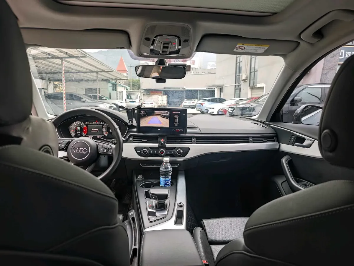 2020 Audi A4L 2.0T 190HP L4 7DCT,autocango,china used car exporter,china ev exporter,chinese used car exporter,chinese used ev exporter