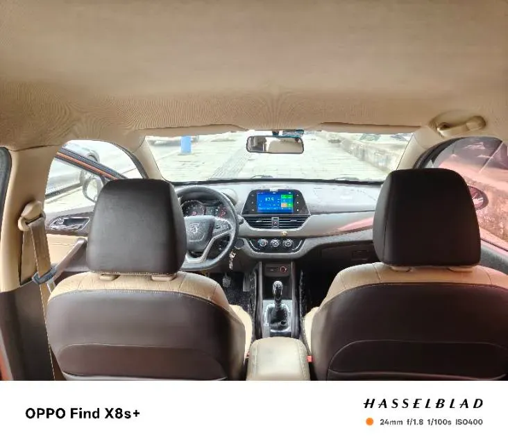 2017 BaoJun 310W 1.5L 112HP L4 6MT,autocango,china used car exporter,china ev exporter,chinese used car exporter,chinese used ev exporter