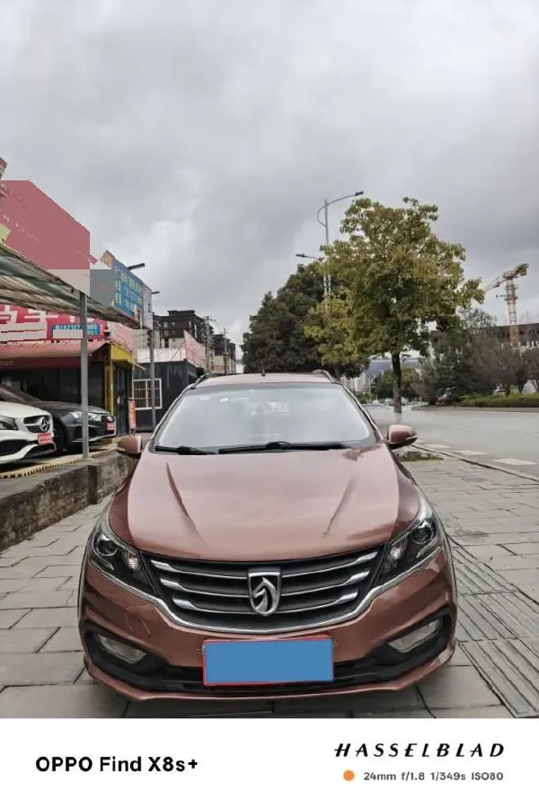 2017 BaoJun 310W 1.5L 112HP L4 6MT,autocango,china used car exporter,china ev exporter,chinese used car exporter,chinese used ev exporter