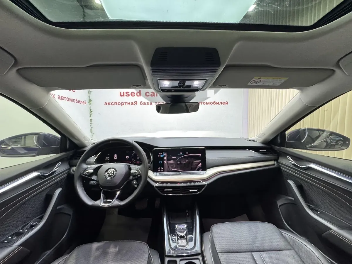 2022 Skoda Octavia 1.4T 150HP L4 7DCT,autocango,china used car exporter,china ev exporter,chinese used car exporter,chinese used ev exporter