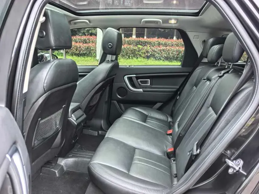 2019 Land Rover Discovery Sport 2.0T 241HP L4 9AT,autocango,china used car exporter,china ev exporter,chinese used car exporter,chinese used ev exporter