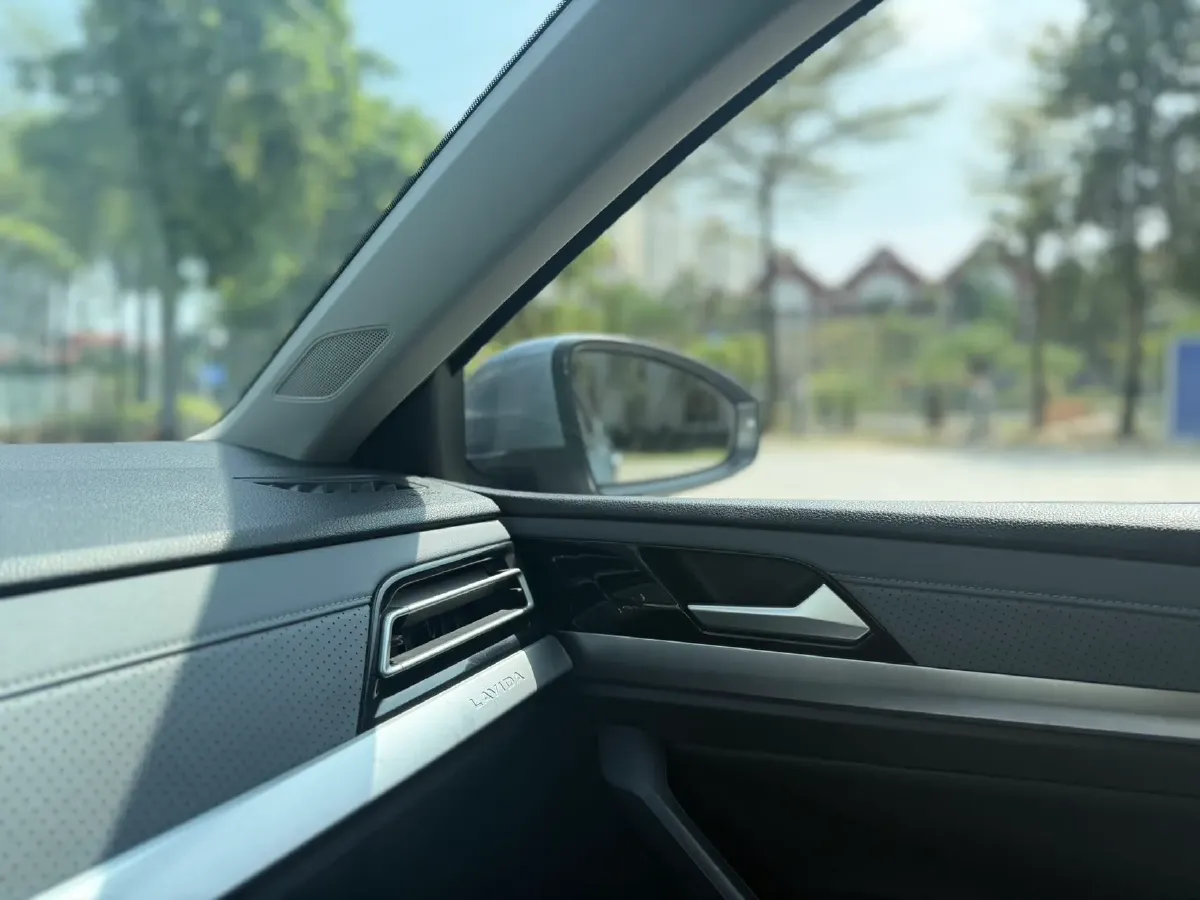 2023 Volkswagen Lavida 1.4T 150HP L4 7DCT,autocango,china used car exporter,china ev exporter,chinese used car exporter,chinese used ev exporter