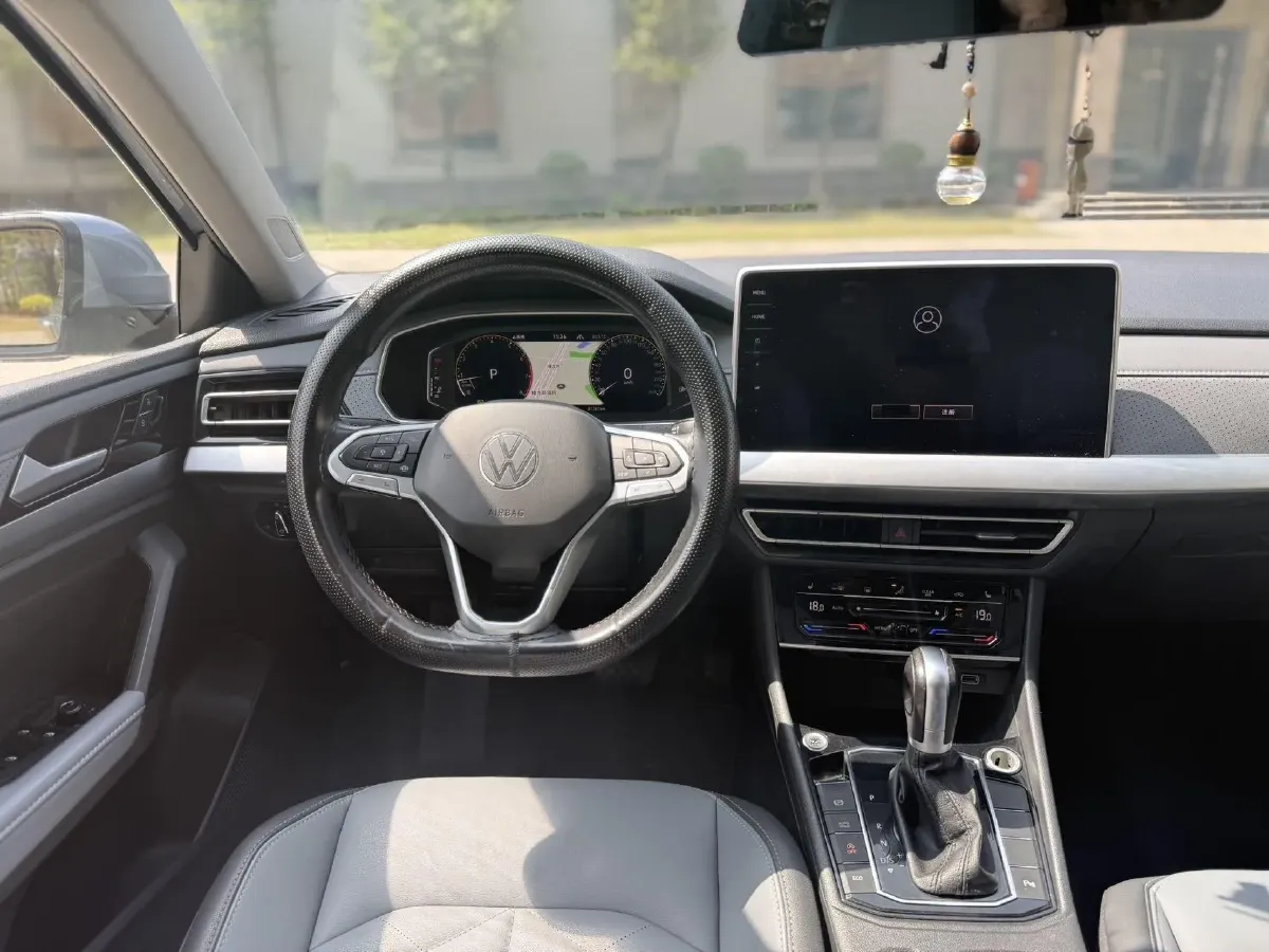 2023 Volkswagen Lavida 1.4T 150HP L4 7DCT,autocango,china used car exporter,china ev exporter,chinese used car exporter,chinese used ev exporter