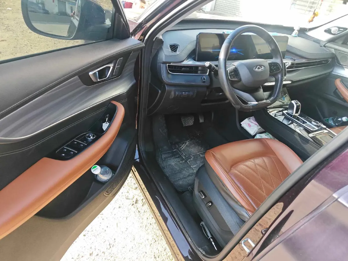 2021 Chery Tiggo 8 Plus 1.6T 197HP L4 7DCT,autocango,china used car exporter,china ev exporter,chinese used car exporter,chinese used ev exporter