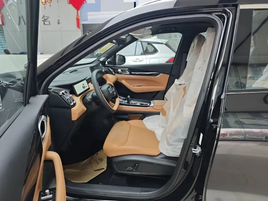 2025 Geely StarRay 1.5T 181HP L4 7DCT,autocango,china used car exporter,china ev exporter,chinese used car exporter,chinese used ev exporter