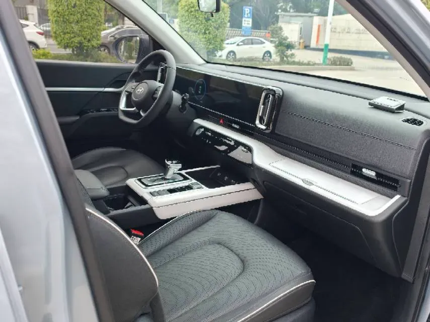 2023 Hyundai ix35 2.0L 160HP L4 6AT,autocango,china used car exporter,china ev exporter,chinese used car exporter,chinese used ev exporter