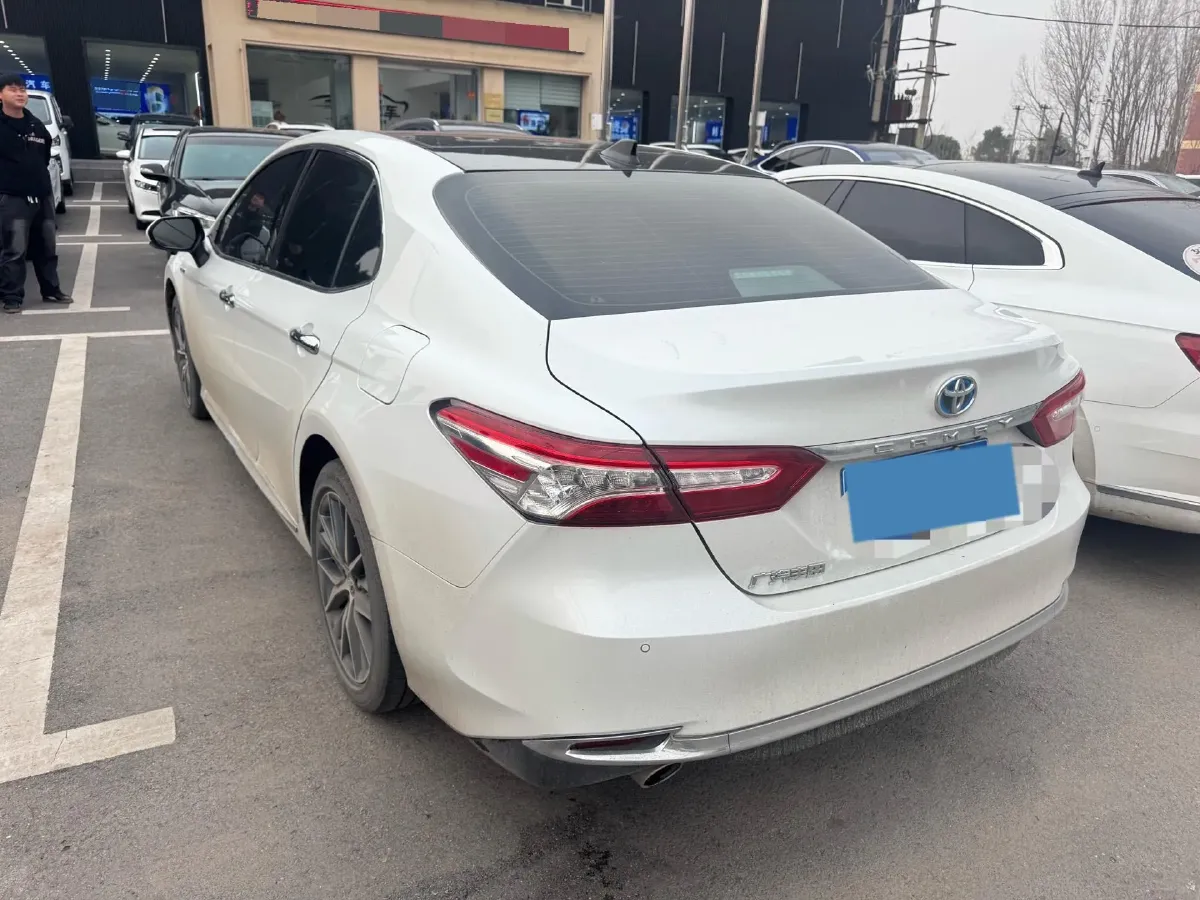 2023 Toyota Camry 2.5L 178HP L4 E-CVT Hybrid,autocango,china used car exporter,china ev exporter,chinese used car exporter,chinese used ev exporter