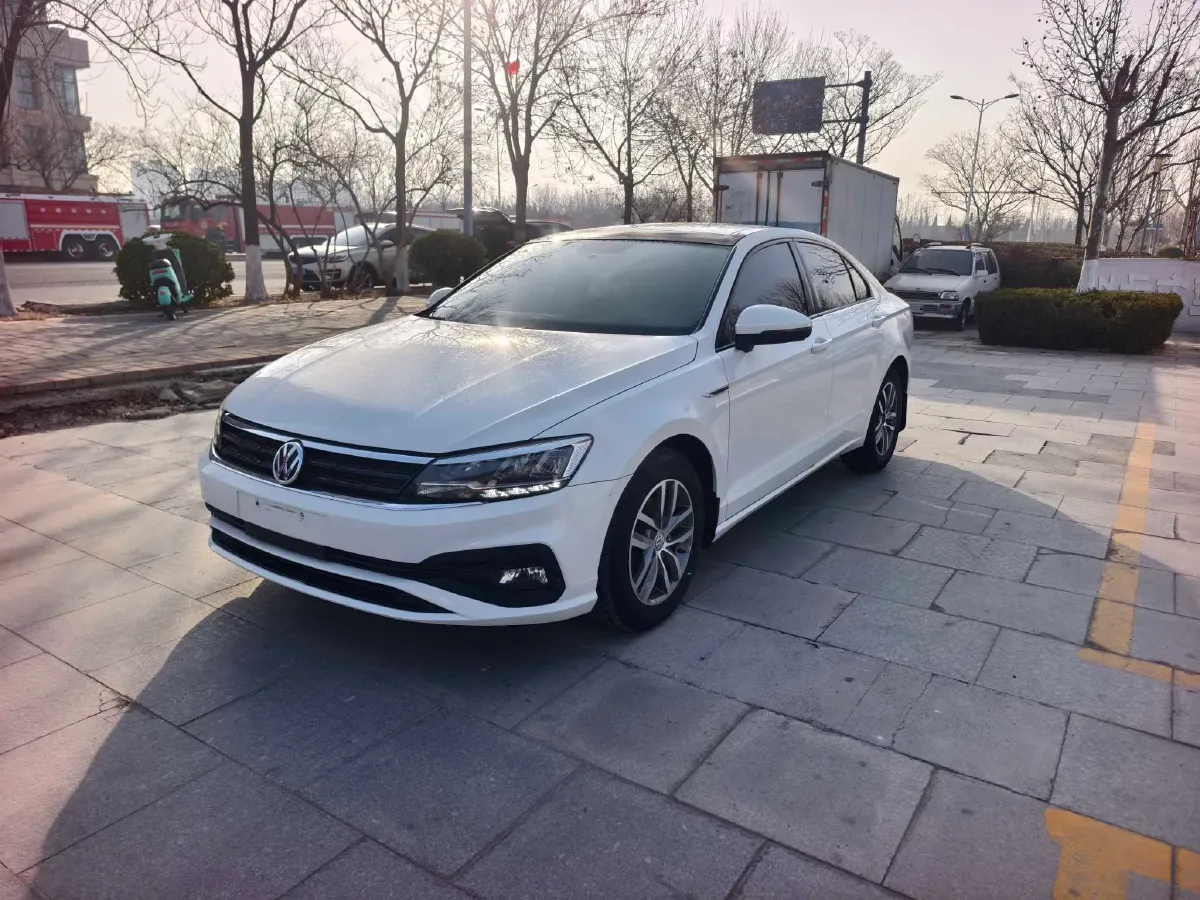 2019 Volkswagen T-Cross 1.4T 150HP L4 7DCT,autocango,china used car exporter,china ev exporter,chinese used car exporter,chinese used ev exporter