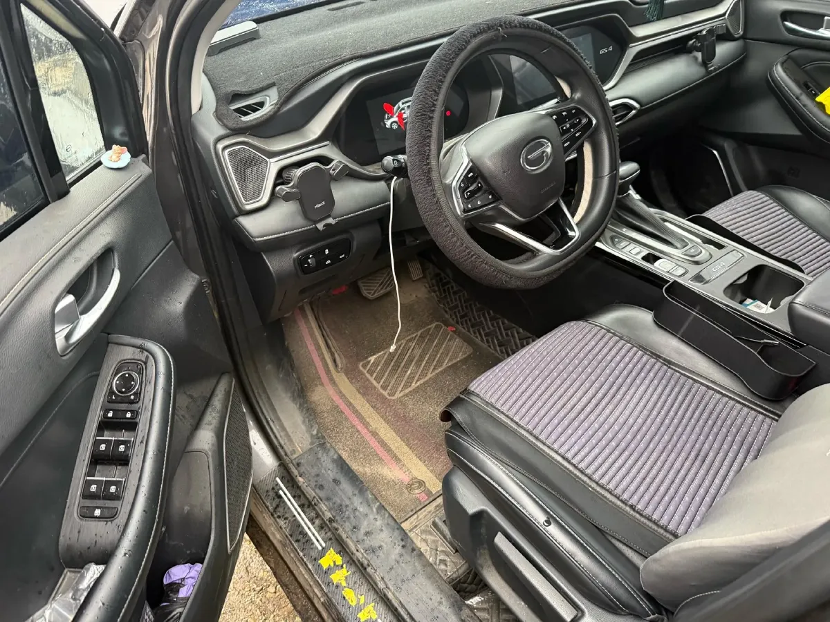 2021 GAC Trumpchi GS4 1.5T 169HP L4 6AT,autocango,china used car exporter,china ev exporter,chinese used car exporter,chinese used ev exporter