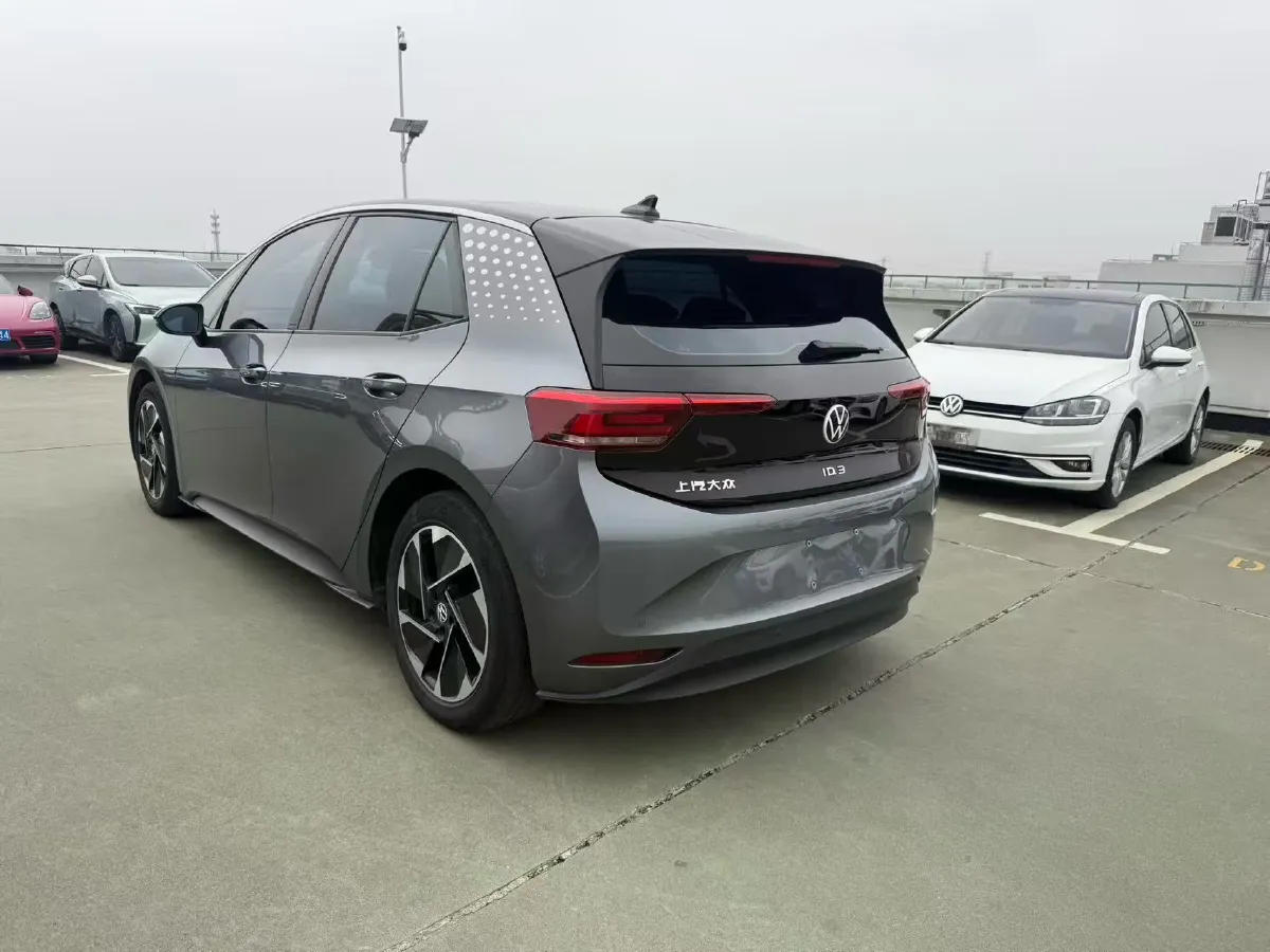 2024 Volkswagen ID.3 BEV 52.8KWH,autocango,china used car exporter,china ev exporter,chinese used car exporter,chinese used ev exporter