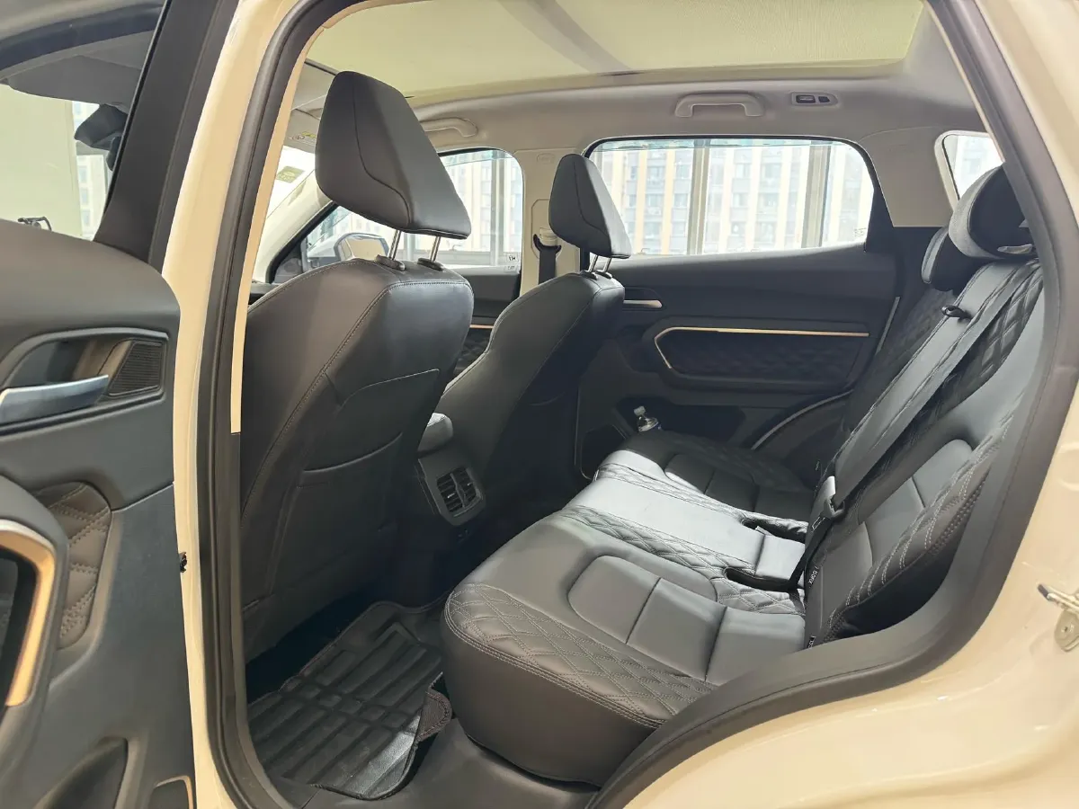 2021 Haval H6 1.5T 150HP L4 7DCT,autocango,china used car exporter,china ev exporter,chinese used car exporter,chinese used ev exporter