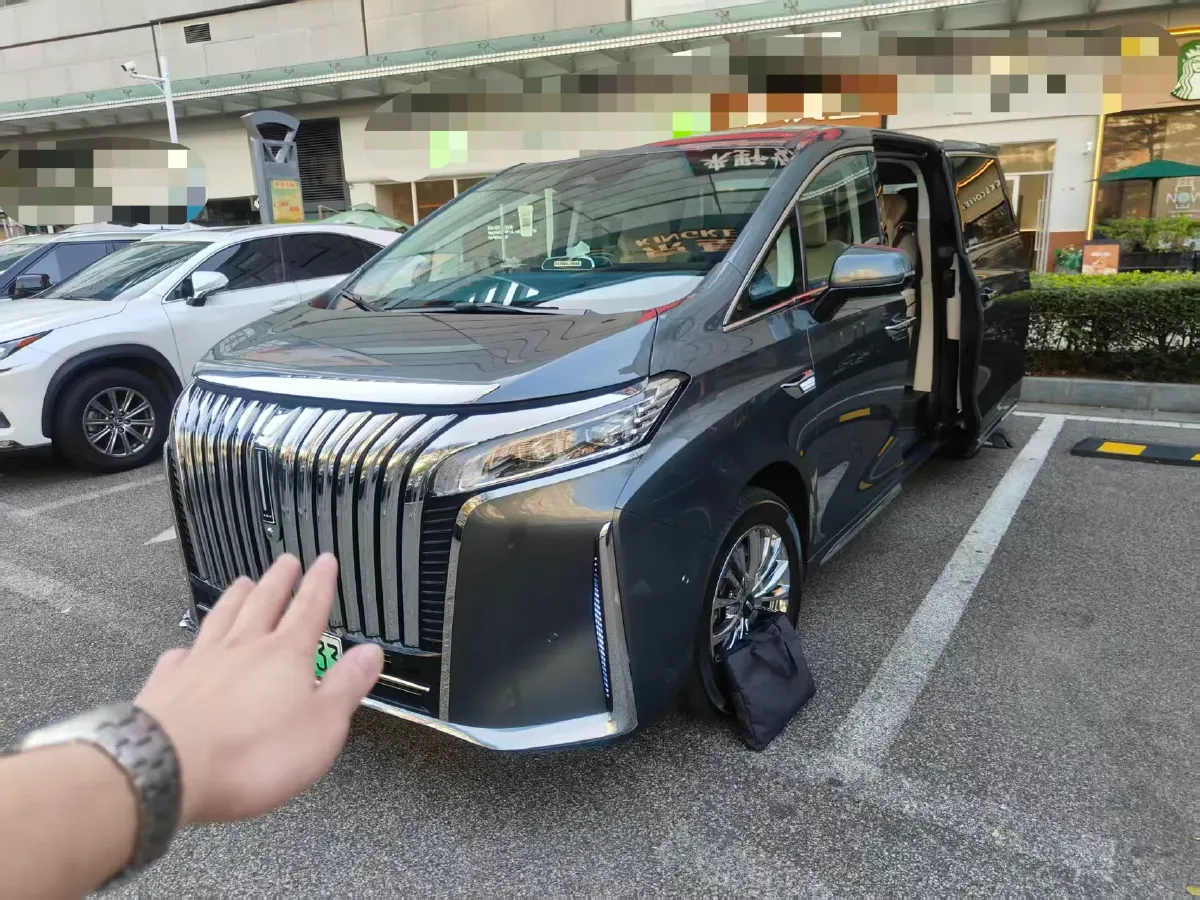 2024 Voyah ZhuiGuang 1.5T 136HP L4 PHEV 43KWH,autocango,china used car exporter,china ev exporter,chinese used car exporter,chinese used ev exporter