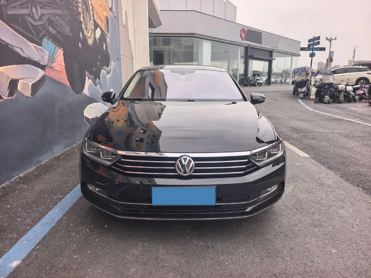 2019 Volkswagen Magotan 2.0T 186HP L4 7DCT,autocango,china used car exporter,china ev exporter,chinese used car exporter,chinese used ev exporter