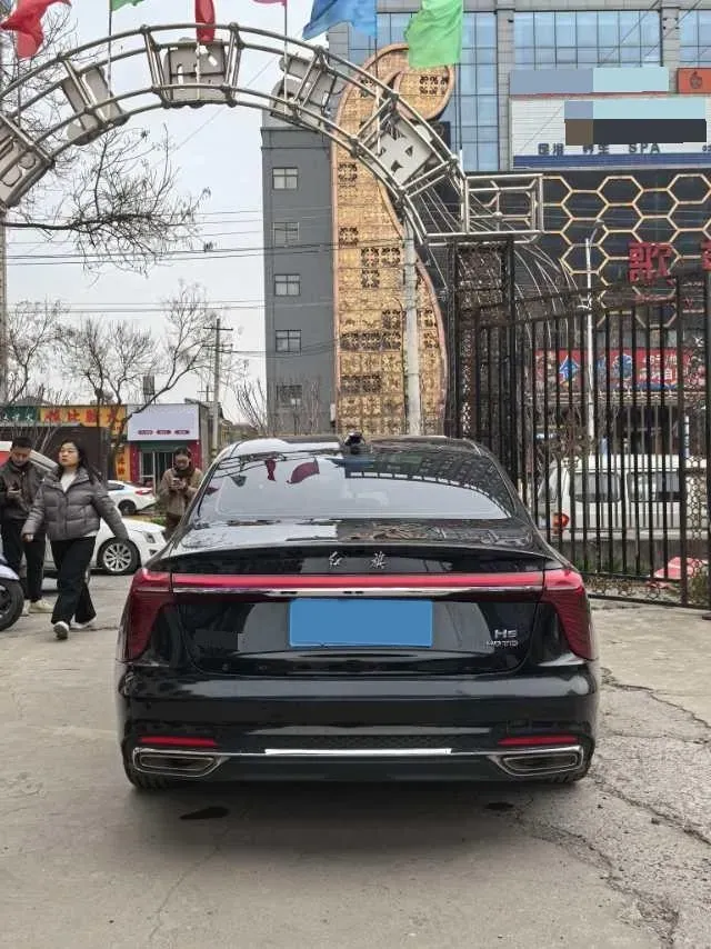 2023 HongQi H5 2.0T 224HP L4 8AT,autocango,china used car exporter,china ev exporter,chinese used car exporter,chinese used ev exporter