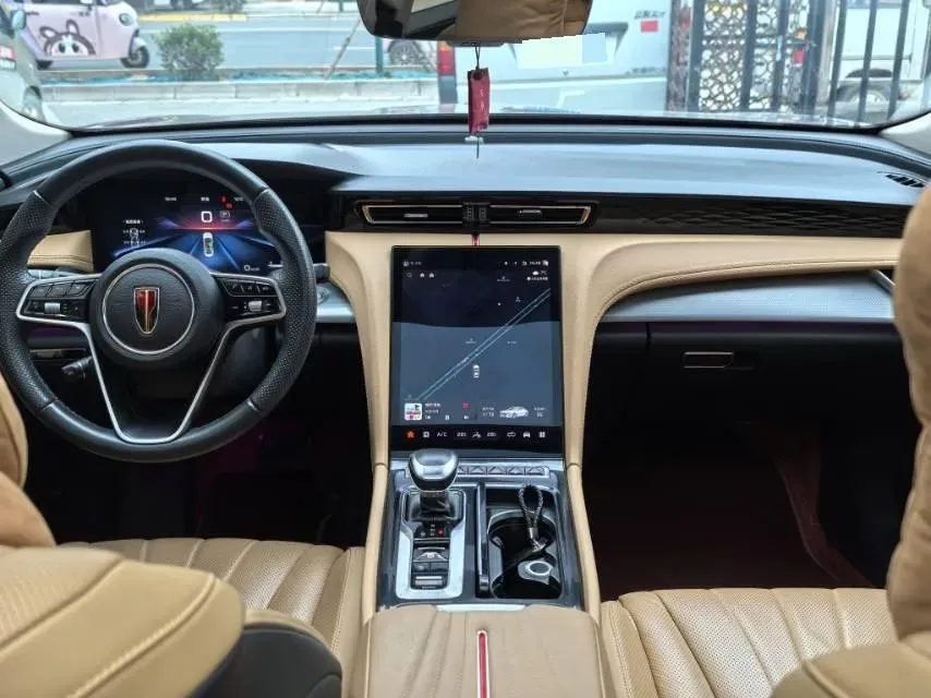 2023 HongQi H5 2.0T 224HP L4 8AT,autocango,china used car exporter,china ev exporter,chinese used car exporter,chinese used ev exporter