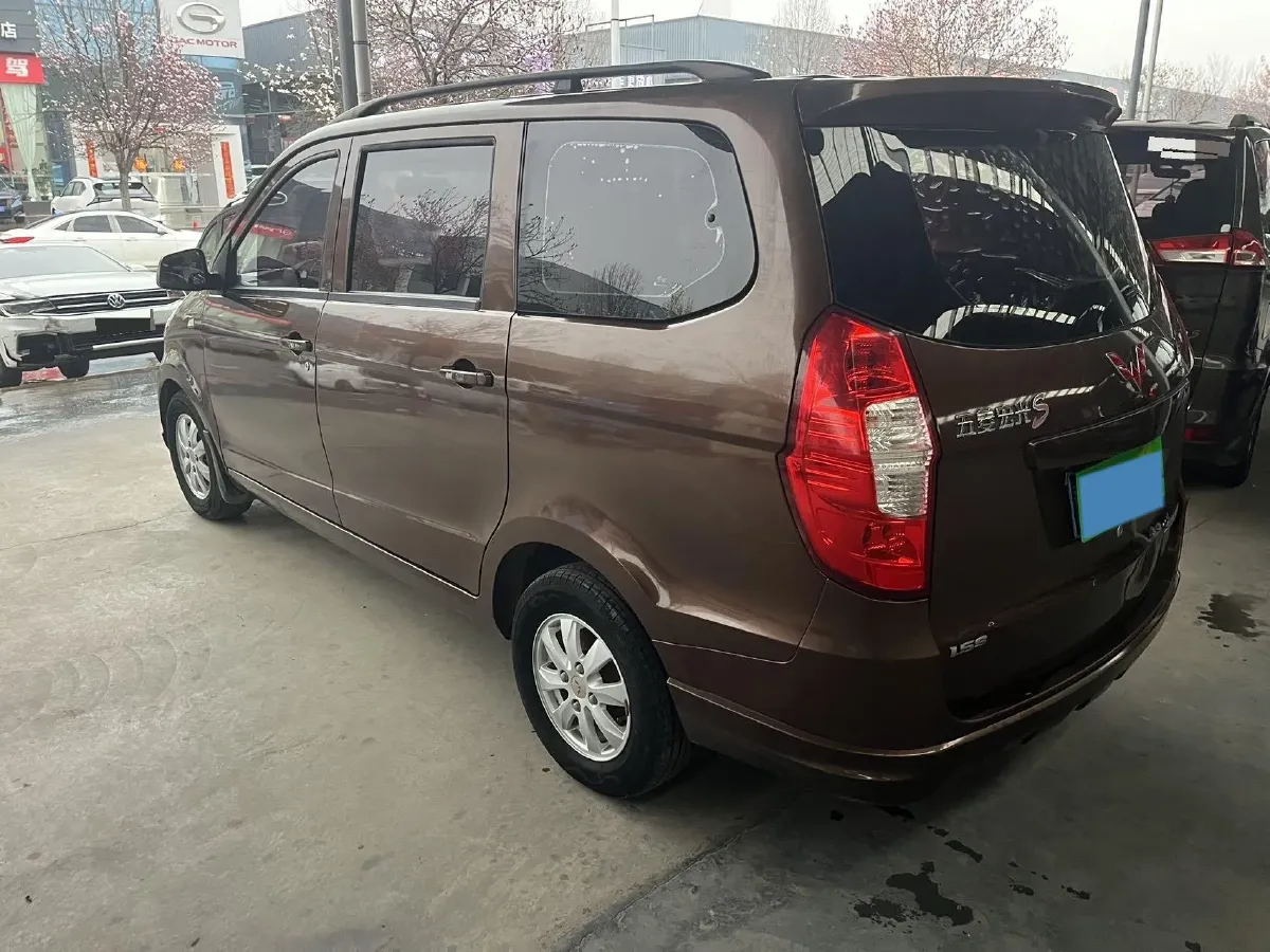 2016 WuLing HongGuang 1.5L 112HP L4 5MT,autocango,china used car exporter,china ev exporter,chinese used car exporter,chinese used ev exporter