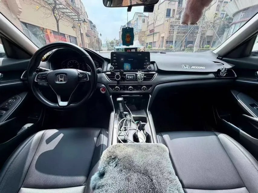 2018 Honda Accord 1.5T 194HP L4 CVT,autocango,china used car exporter,china ev exporter,chinese used car exporter,chinese used ev exporter