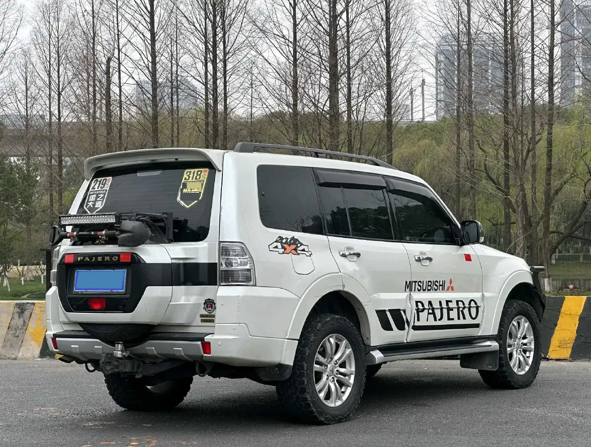 2017 Honda Jade 1.8L 141HP L4 5AT,autocango,china used car exporter,china ev exporter,chinese used car exporter,chinese used ev exporter