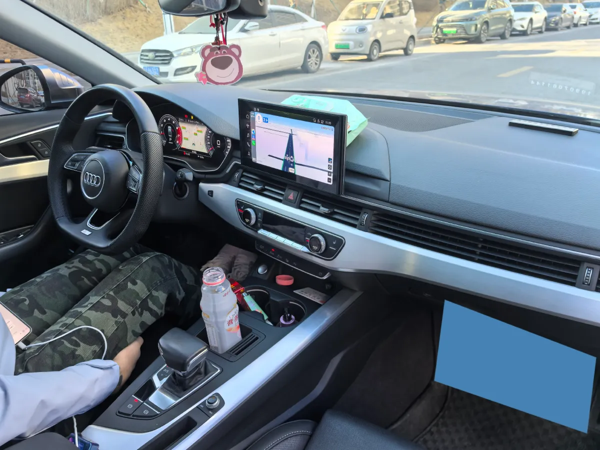 2020 Audi A4L 2.0T 190HP L4 7DCT,autocango,china used car exporter,china ev exporter,chinese used car exporter,chinese used ev exporter