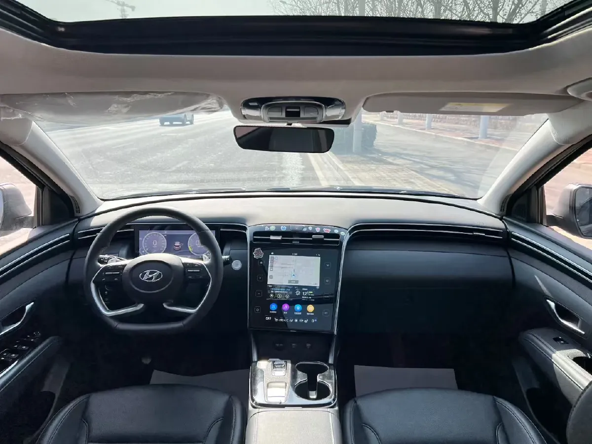 2023 Hyundai Tucson 1.5T 200HP L4 8AT,autocango,china used car exporter,china ev exporter,chinese used car exporter,chinese used ev exporter