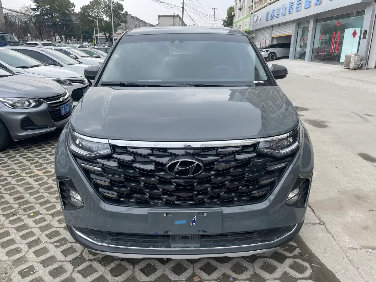 2022 Hyundai Custo 1.5T 170HP L4 8AT,autocango,china used car exporter,china ev exporter,chinese used car exporter,chinese used ev exporter