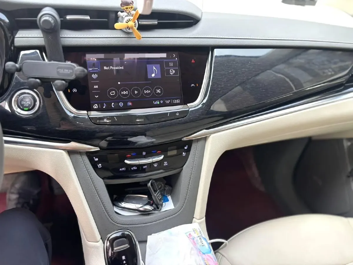 2022 Cadillac XT6 2.0T 237HP L4 9AT,autocango,china used car exporter,china ev exporter,chinese used car exporter,chinese used ev exporter