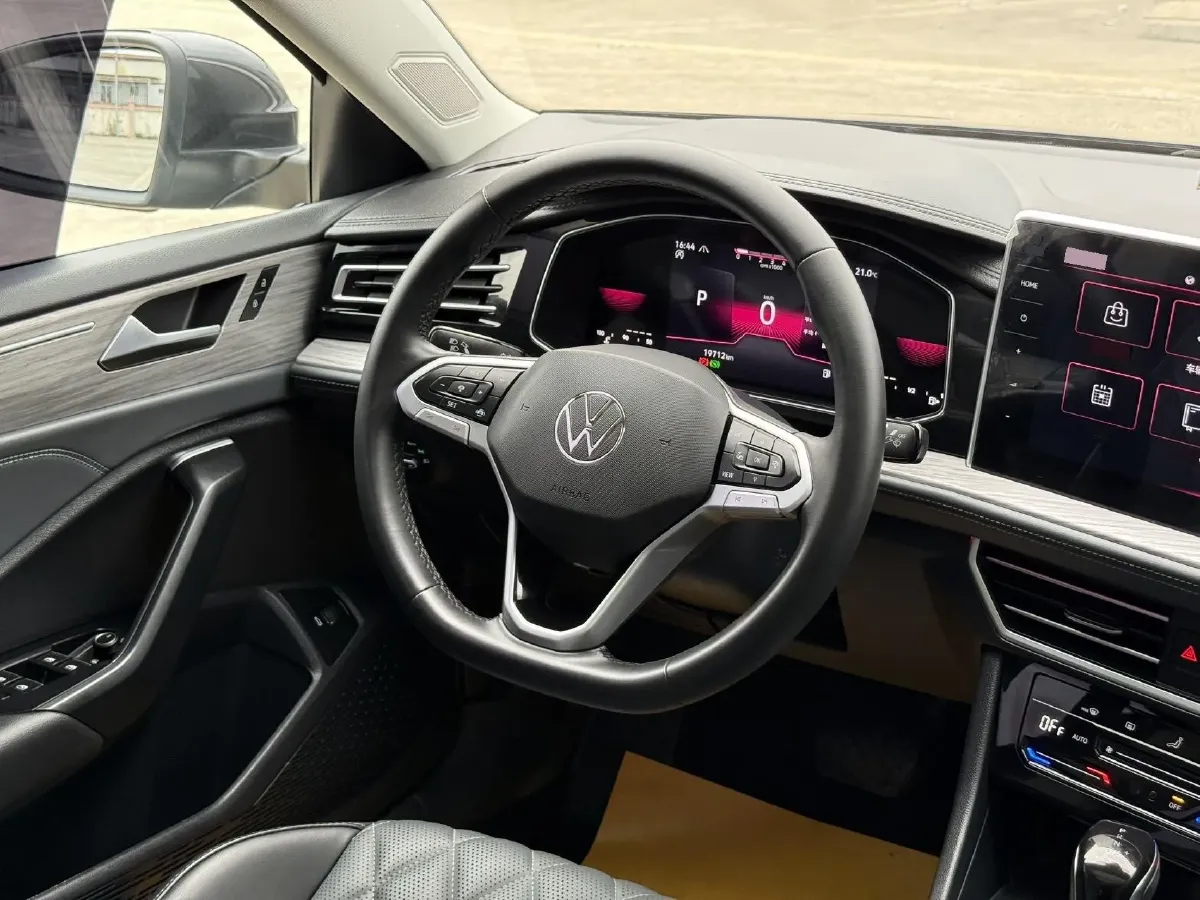 2023 Volkswagen Sagitar 1.2T 116HP L4 7DCT,autocango,china used car exporter,china ev exporter,chinese used car exporter,chinese used ev exporter