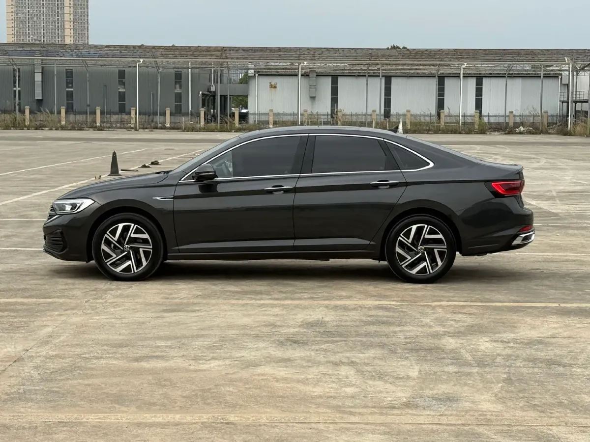 2023 Volkswagen Sagitar 1.2T 116HP L4 7DCT,autocango,china used car exporter,china ev exporter,chinese used car exporter,chinese used ev exporter