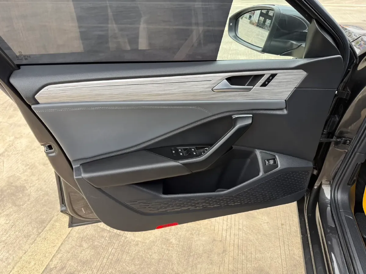 2023 Volkswagen Sagitar 1.2T 116HP L4 7DCT,autocango,china used car exporter,china ev exporter,chinese used car exporter,chinese used ev exporter