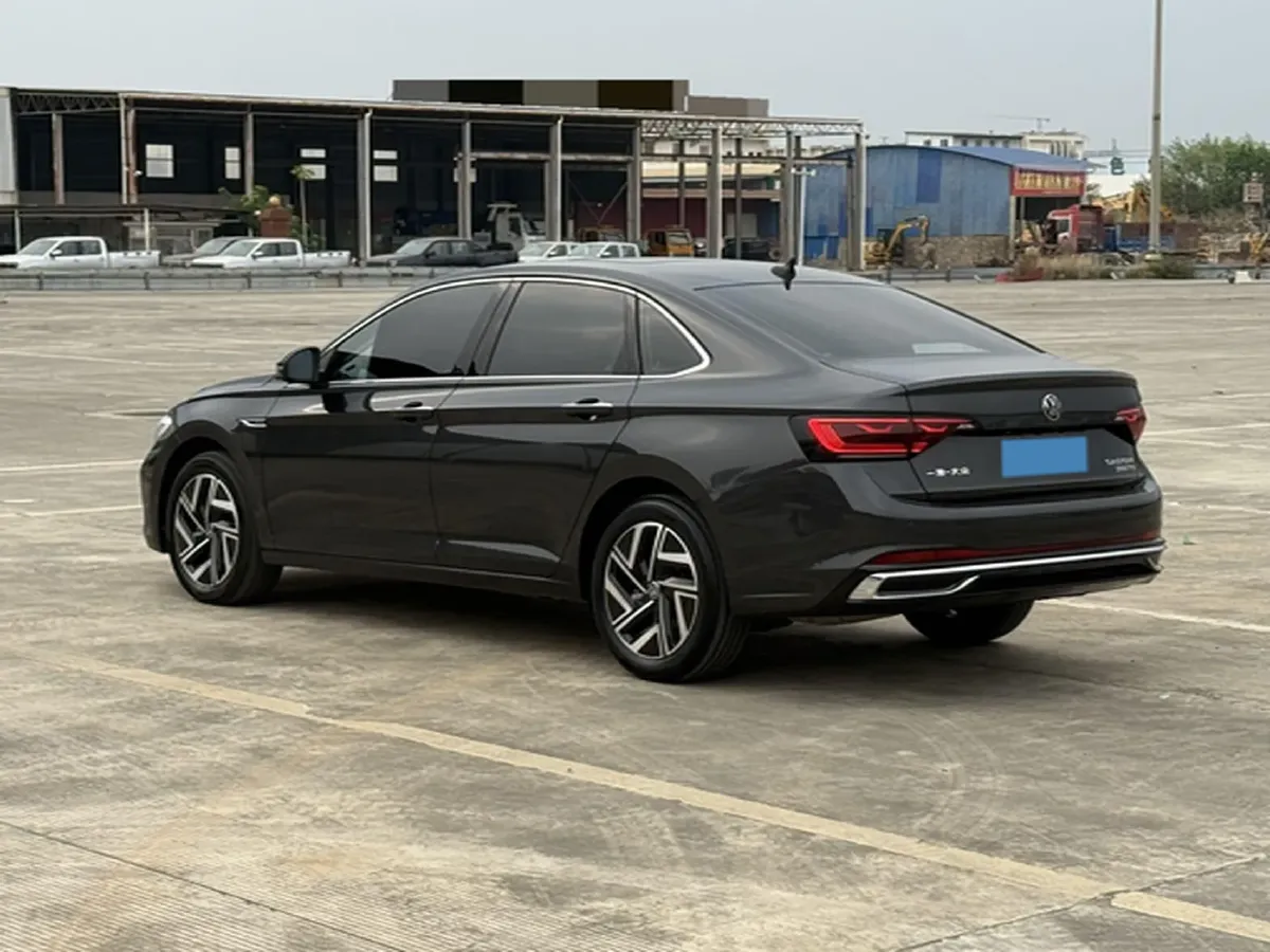 2023 Volkswagen Sagitar 1.2T 116HP L4 7DCT,autocango,china used car exporter,china ev exporter,chinese used car exporter,chinese used ev exporter