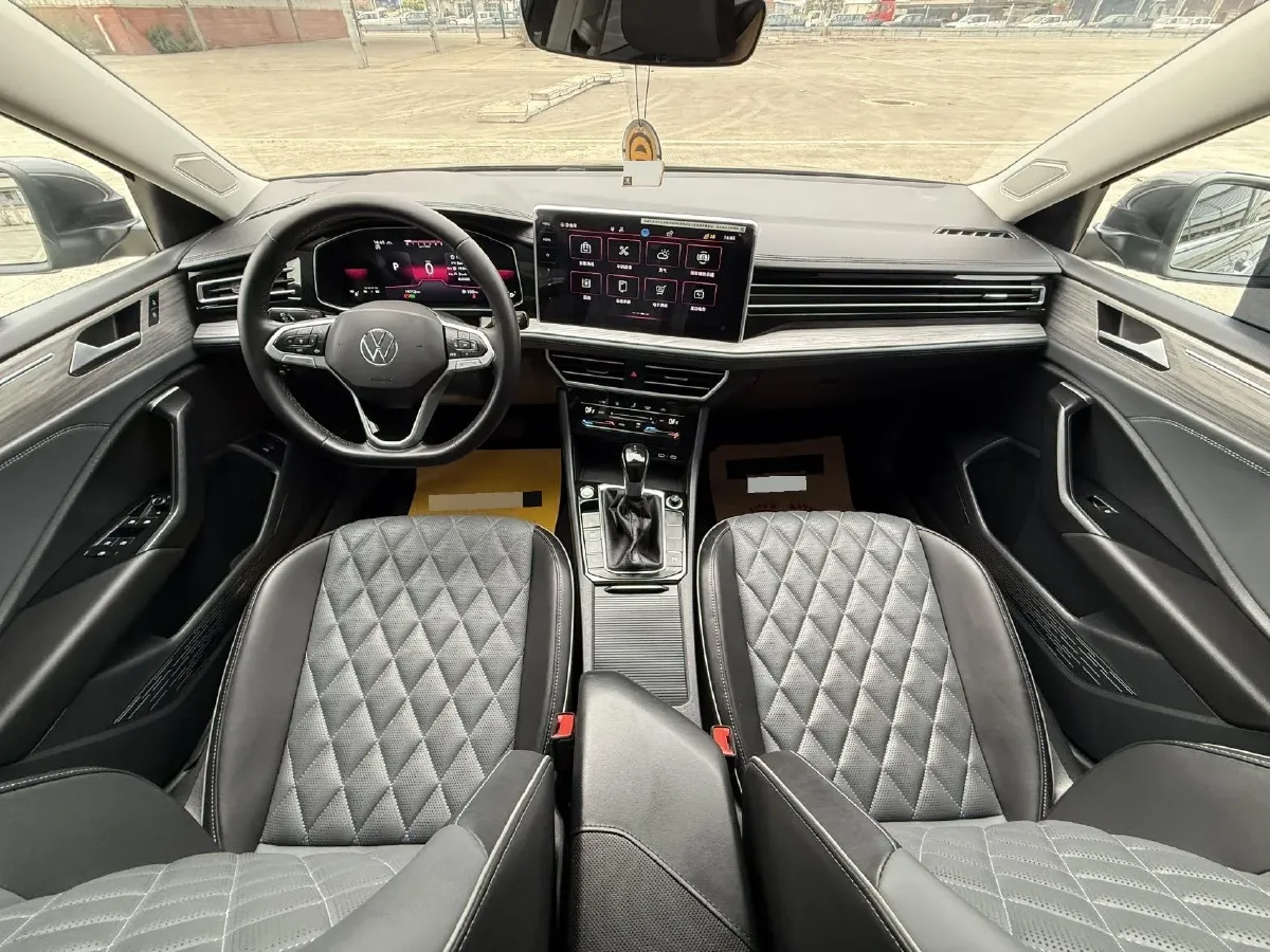 2023 Volkswagen Sagitar 1.2T 116HP L4 7DCT,autocango,china used car exporter,china ev exporter,chinese used car exporter,chinese used ev exporter