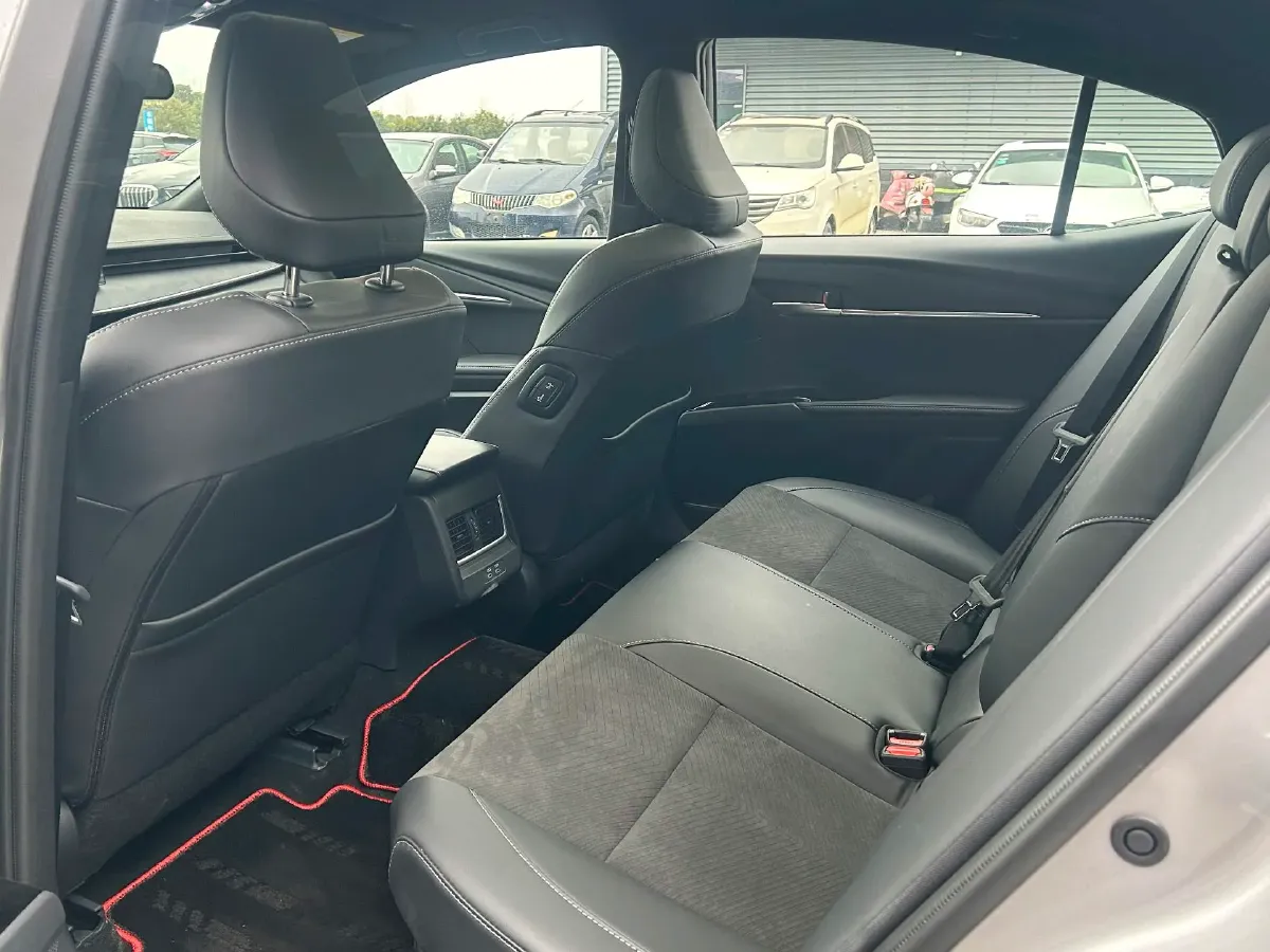 2026 Toyota Camry 2.0L 152HP L4 E-CVT Hybrid,autocango,china used car exporter,china ev exporter,chinese used car exporter,chinese used ev exporter